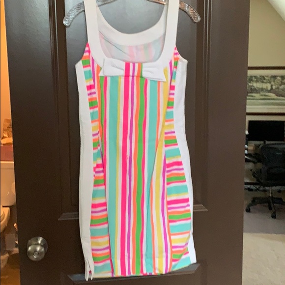 Lilly Pulitzer shift dress - Picture 3 of 3